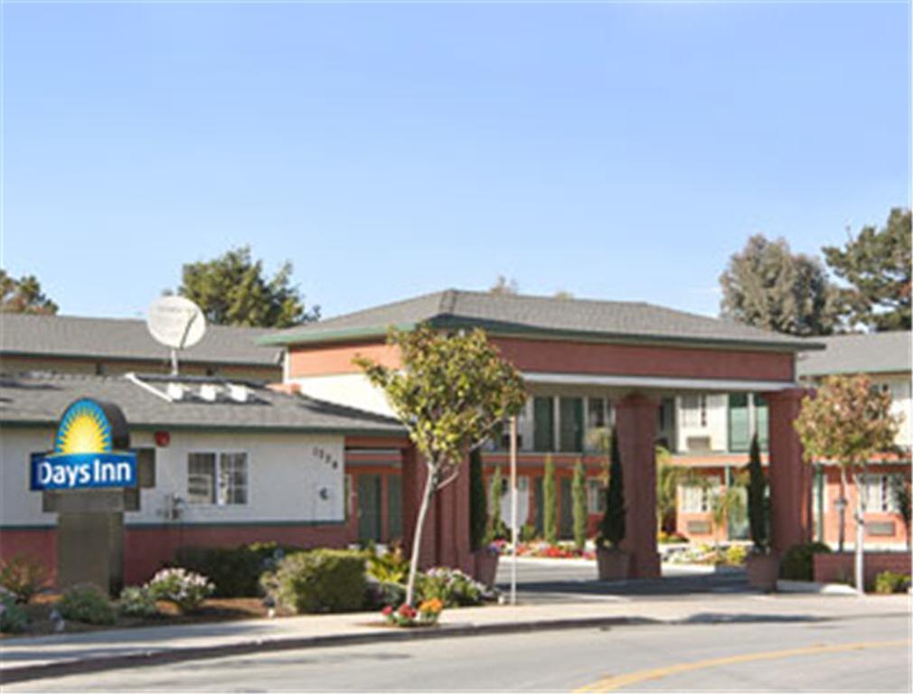 Days Inn Salinas Airport Extérieur photo